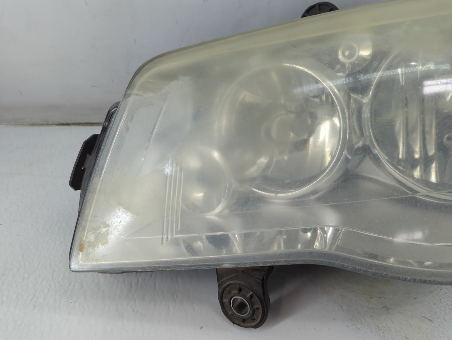 Dodge Caravan Driver Left Oem Head Light Headlight Lamp - Oemusedautoparts1.com