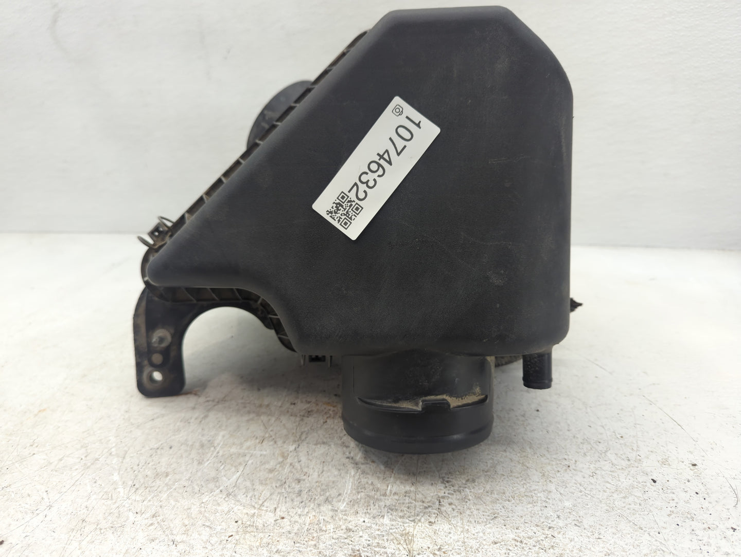Dodge Caravan Air Cleaner Intake-duct Hose Tube - Oemusedautoparts1.com