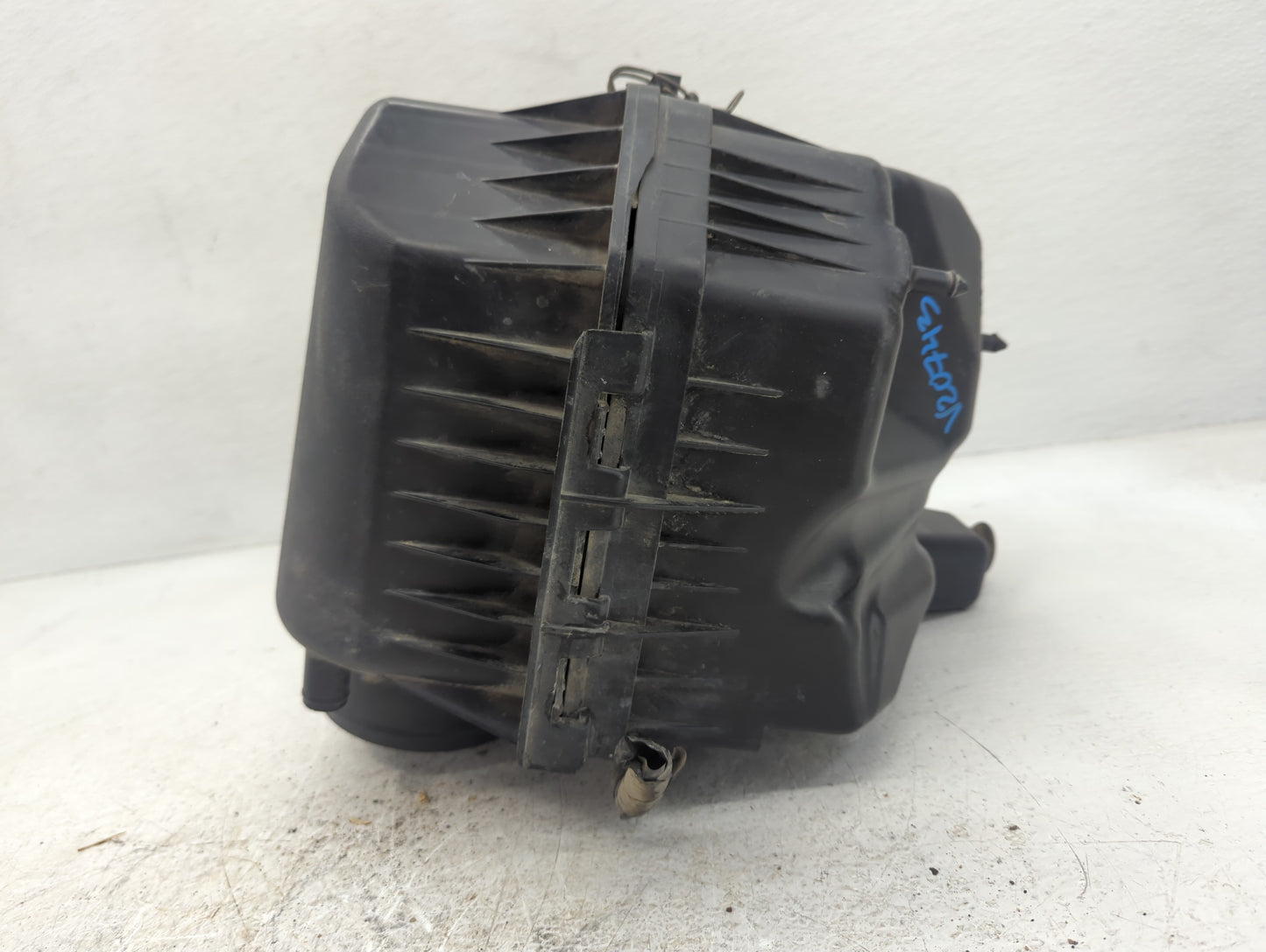 Dodge Caravan Air Cleaner Intake-duct Hose Tube - Oemusedautoparts1.com