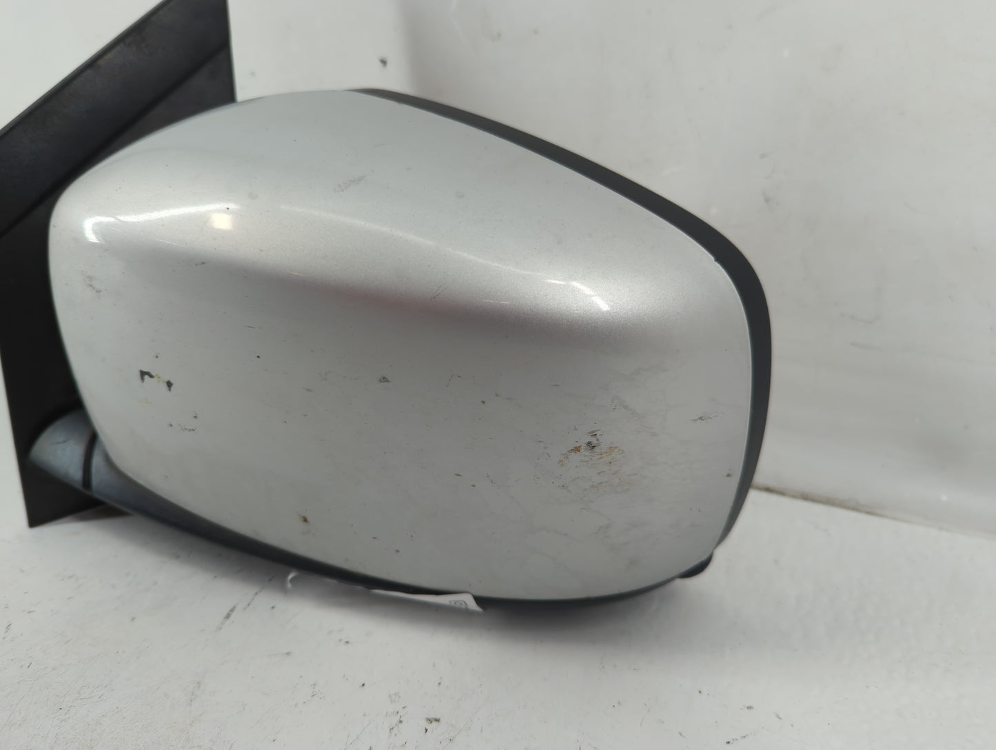 2011 Dodge Caravan Driver Side View Mirror - Left Door Mirror OEM Used - Oemusedautoparts1.com
