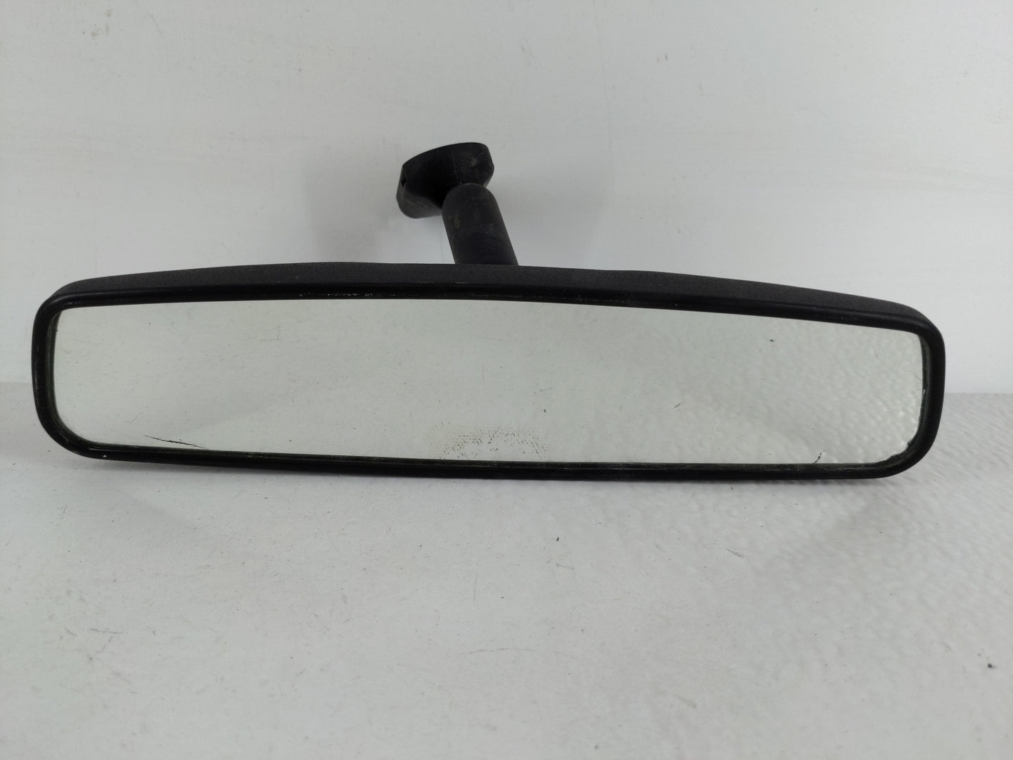2011 Dodge Caravan Interior Rear View Mirror Replacement OEM P/N:E8011083 Fits OEM Used Auto Parts - Oemusedautoparts1.com