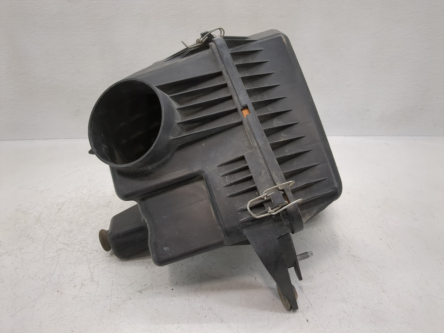 Dodge Caravan Air Cleaner Intake-duct Hose Tube - Oemusedautoparts1.com