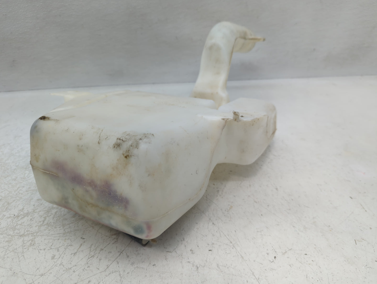 Dodge Caravan Windshield Washer Fluid Reservoir Bottle Oem - Oemusedautoparts1.com
