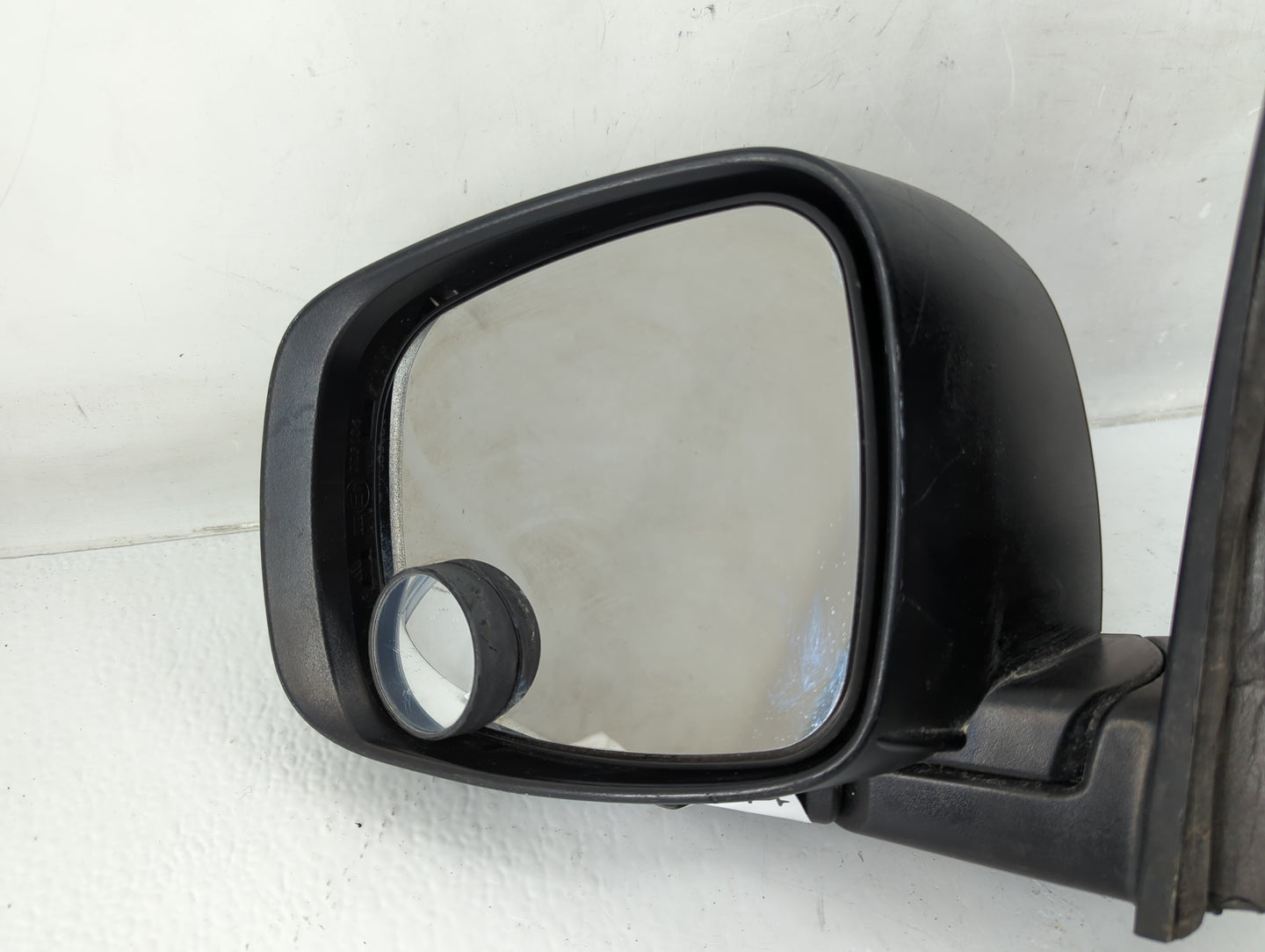 2011 Dodge Caravan Passenger Side View Mirror - Right Door Mirror OEM Used - Oemusedautoparts1.com