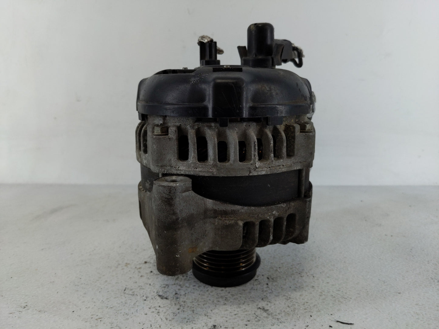 2011 Dodge Caravan Alternator Replacement Generator Charging Assembly Engine OEM P/N:P04801624AE Fits OEM Used Auto Parts - 