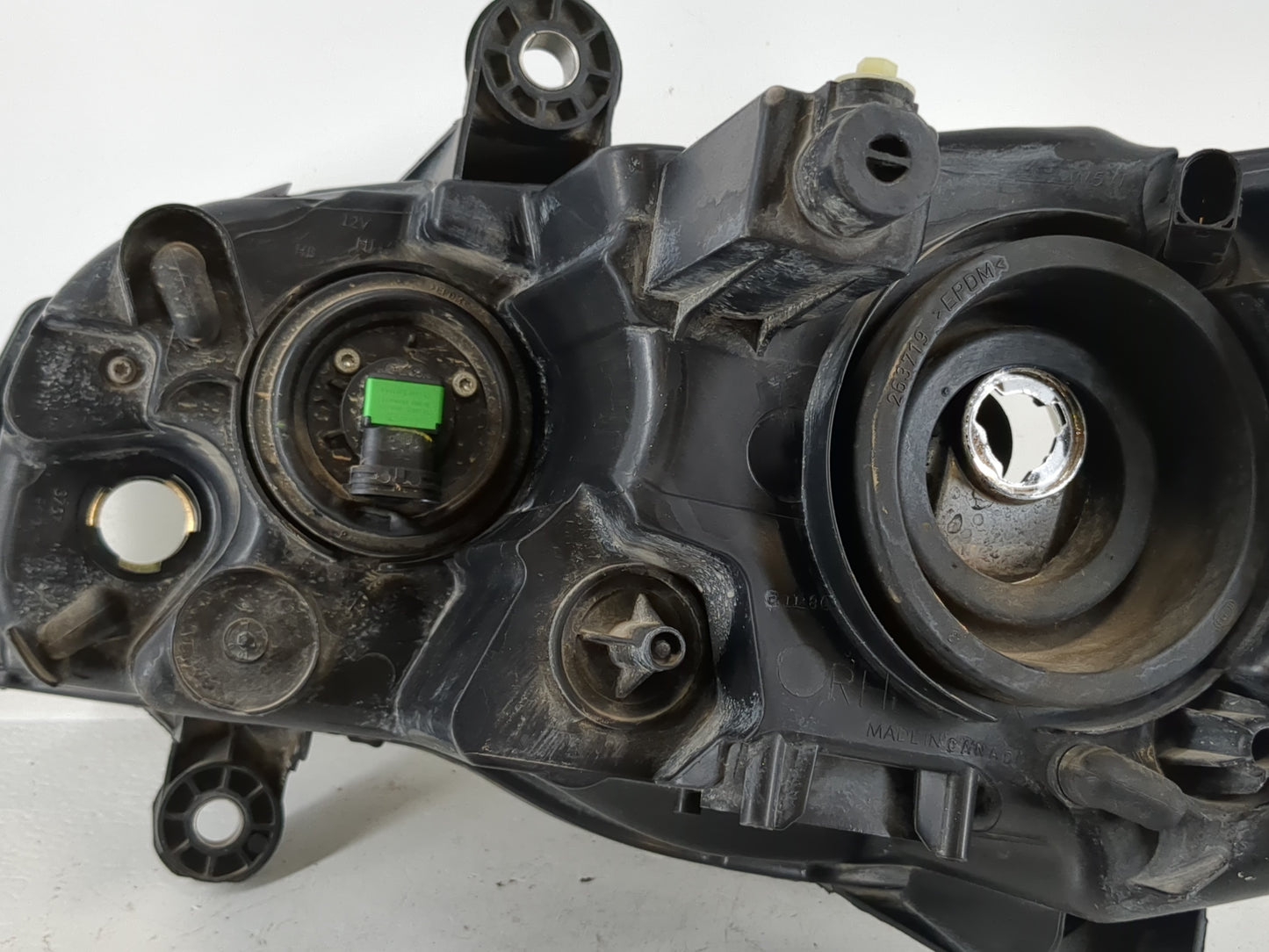 Dodge Caravan Passenger Right Oem Head Light Headlight Lamp - Oemusedautoparts1.com