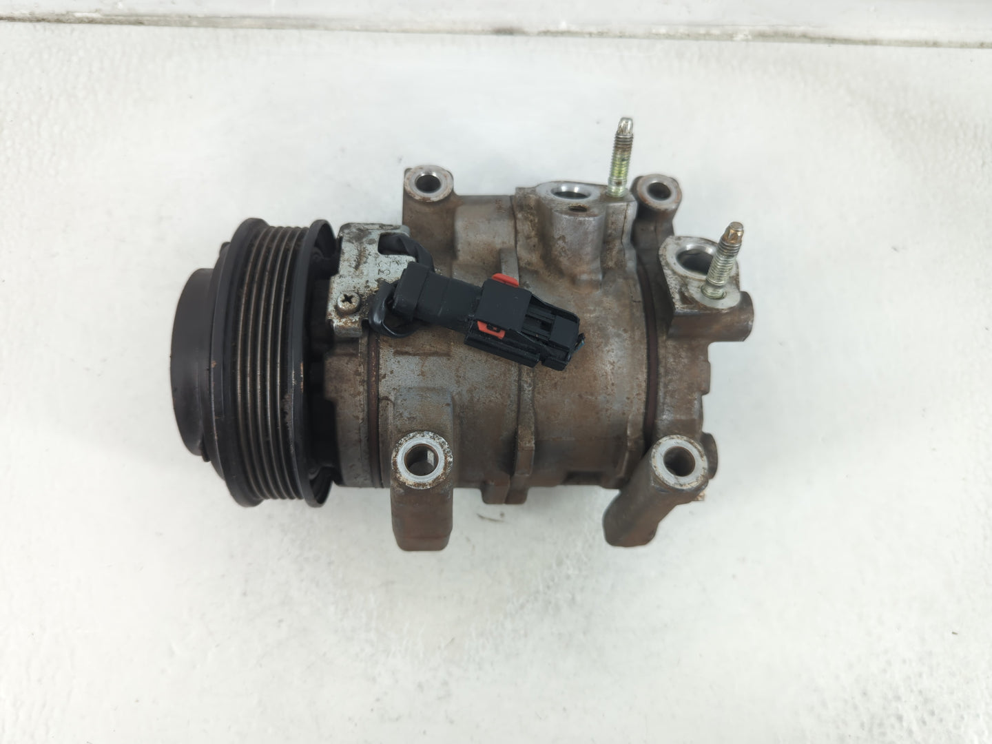 Dodge Caravan Air Conditioning A/c Ac Compressor Oem - Oemusedautoparts1.com