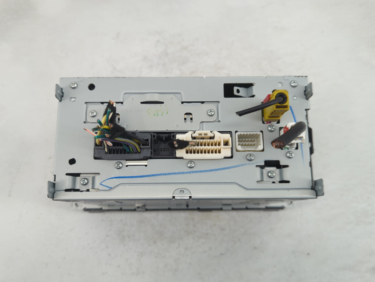 2011 Dodge Caravan Radio AM FM Cd Player Receiver Replacement P/N:P05064879AG Fits Fits 2008 2009 2010 2014 OEM Used Auto Pa