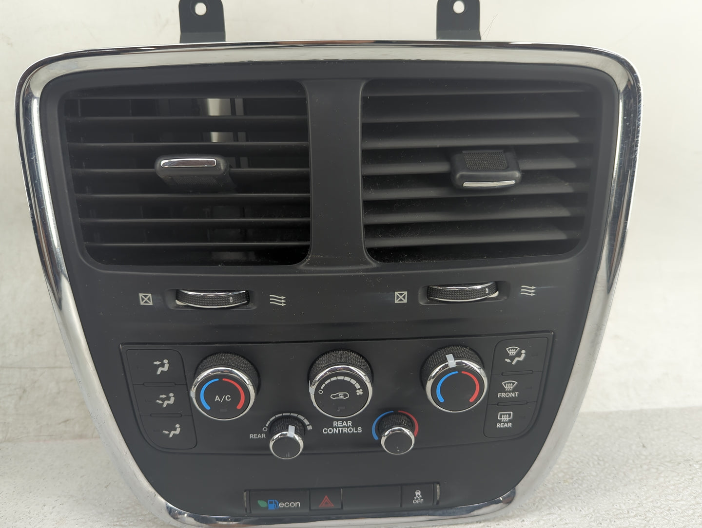 2011 Dodge Caravan Climate Control Module Temperature AC/Heater Replacement P/N:P55111240AC Fits OEM Used Auto Parts - Oemus