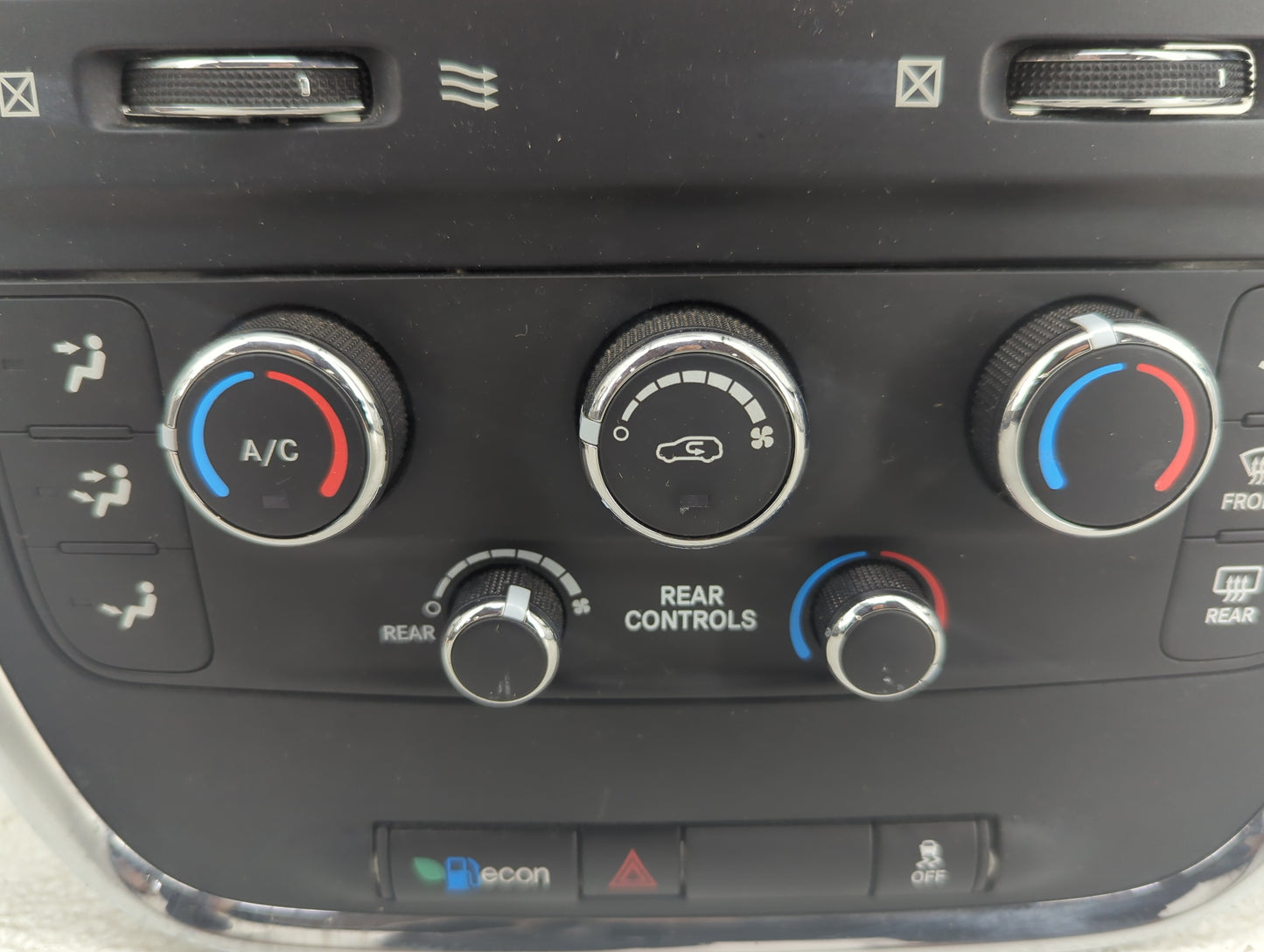 2011 Dodge Caravan Climate Control Module Temperature AC/Heater Replacement P/N:P55111240AC Fits OEM Used Auto Parts - Oemus