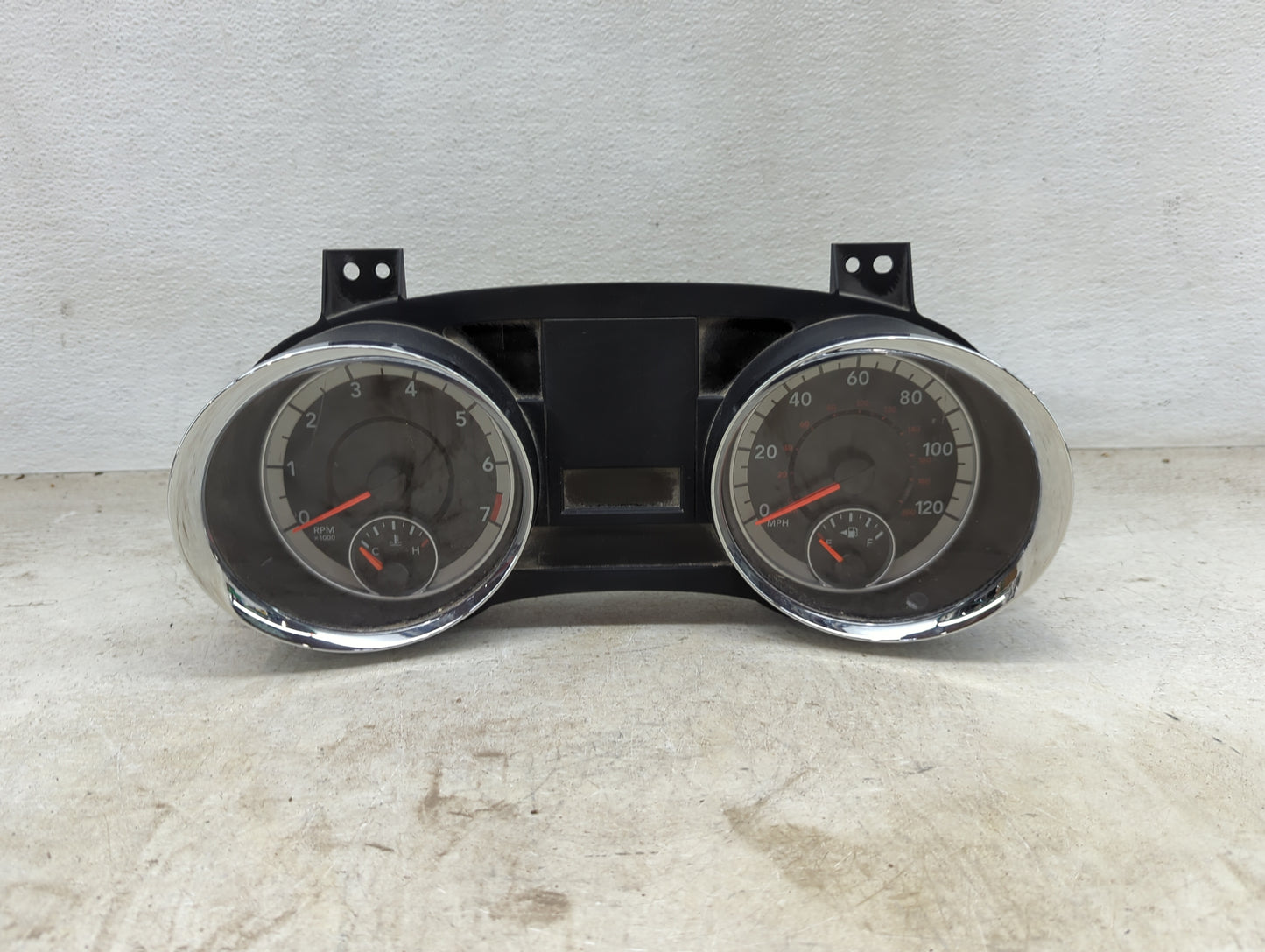 2011 Dodge Caravan Speedometer Instrument Cluster Gauges - Oemusedautoparts1.com