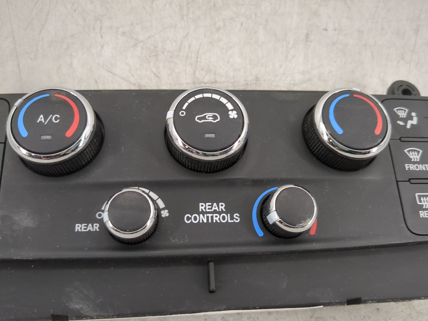 2011 Dodge Caravan Climate Control Module Temperature AC/Heater Replacement P/N:P55111240AC Fits OEM Used Auto Parts - Oemus