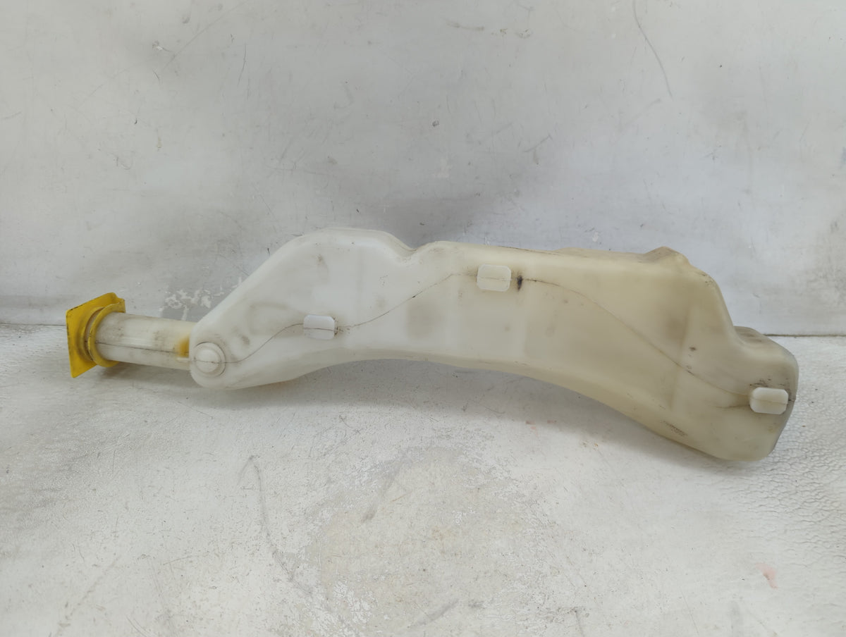 Dodge Caravan Radiator Coolant Overflow Expansion Tank Bottle 1465773 - Oemusedautoparts1.com