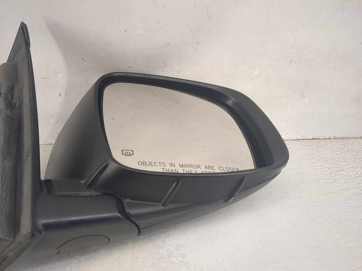 2011 Dodge Caravan Passenger Side View Mirror - Right Door Mirror OEM Used - Oemusedautoparts1.com
