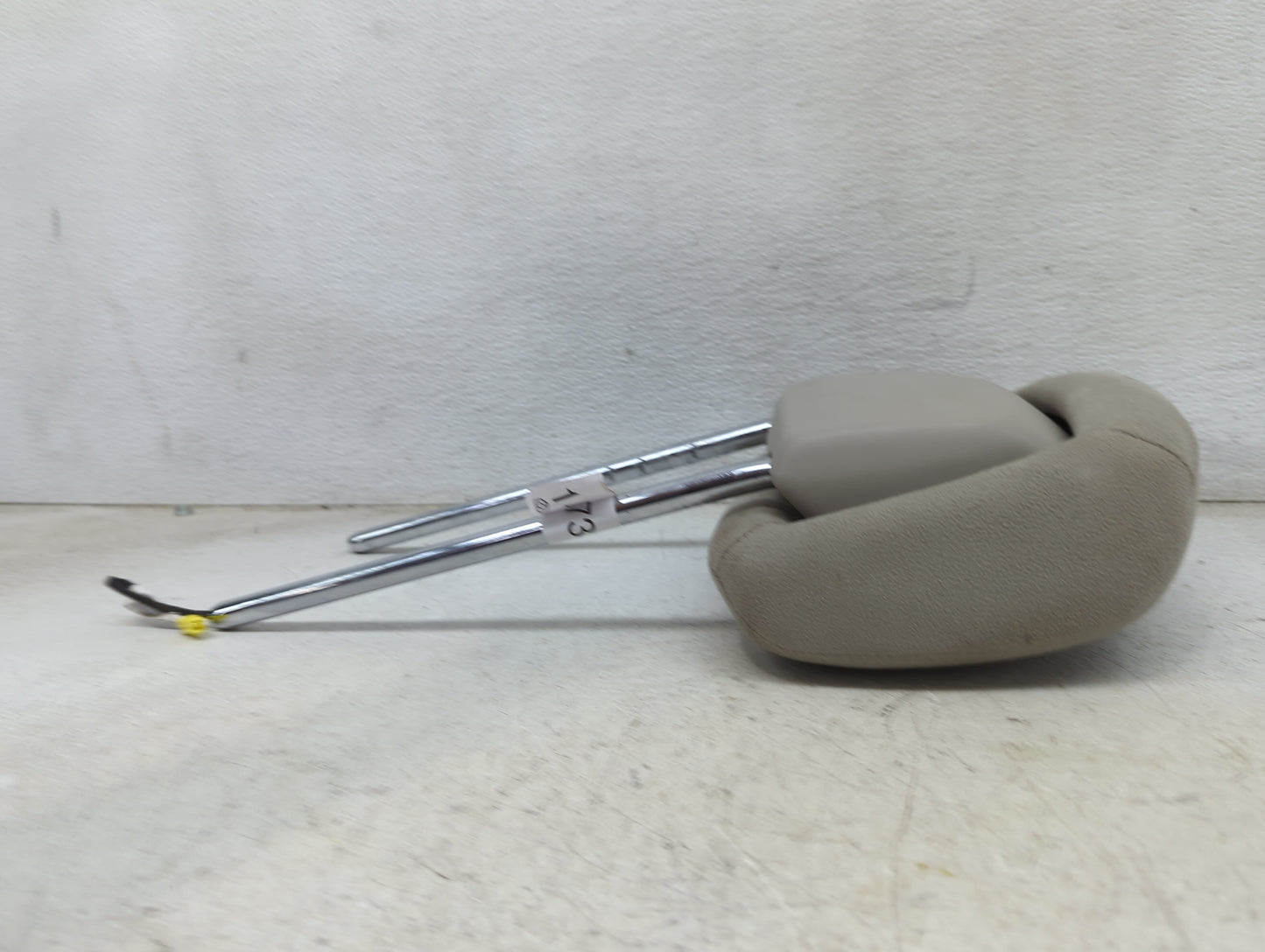 2011 Dodge Caravan Headrest Head Rest Front Driver Passenger Seat Fits OEM Used Auto Parts - Oemusedautoparts1.com