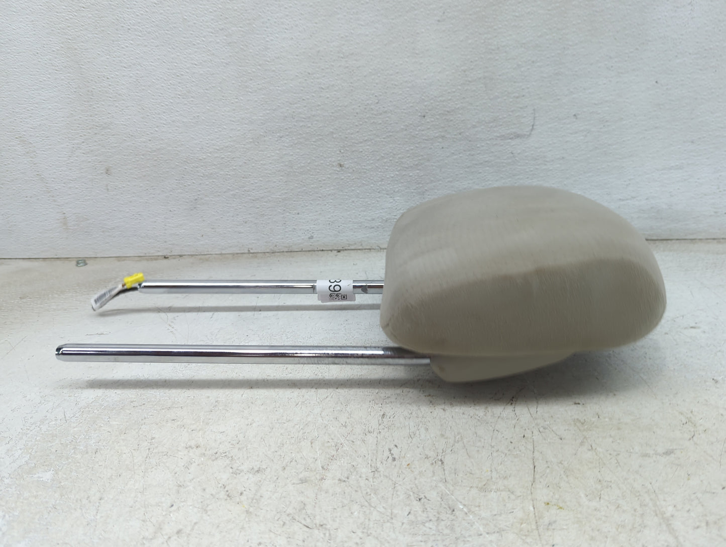 2011 Dodge Caravan Headrest Head Rest Front Driver Passenger Seat Fits OEM Used Auto Parts - Oemusedautoparts1.com