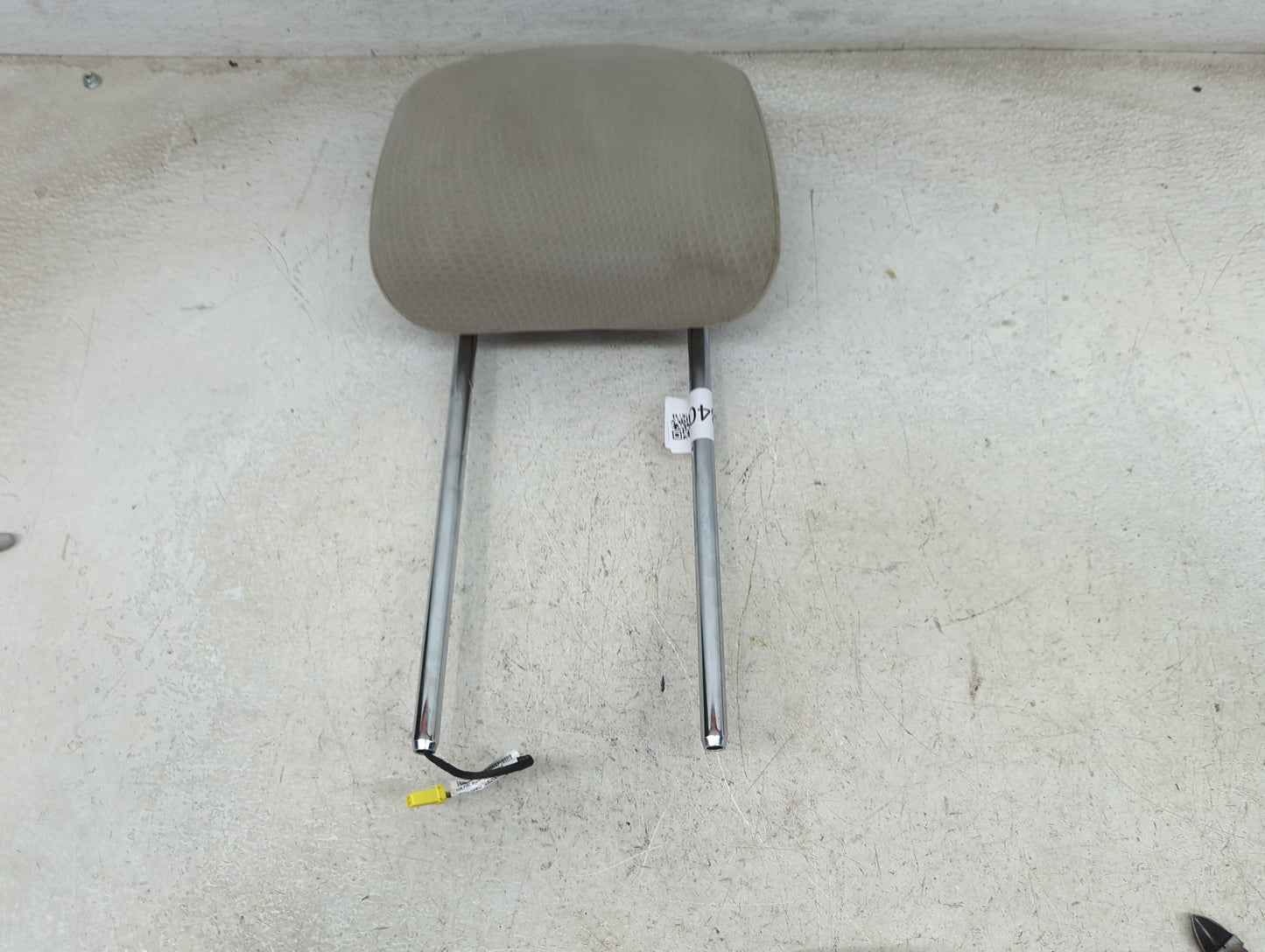 2011 Dodge Caravan Headrest Head Rest Front Driver Seat Tan - Oemusedautoparts1.com