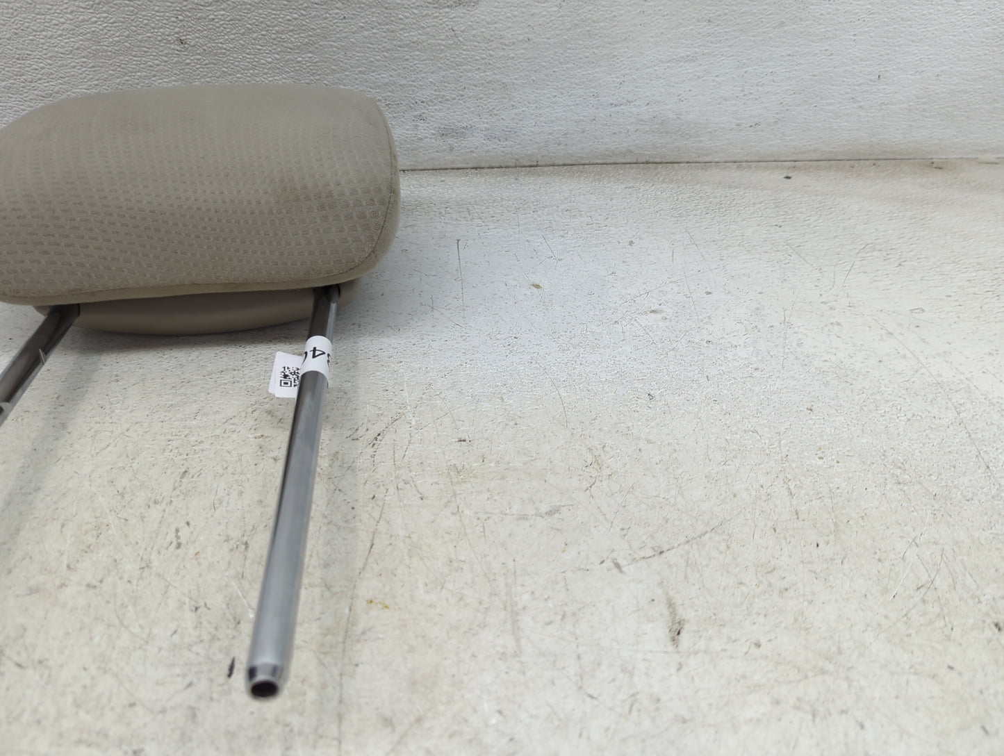 2011 Dodge Caravan Headrest Head Rest Front Driver Seat Tan - Oemusedautoparts1.com