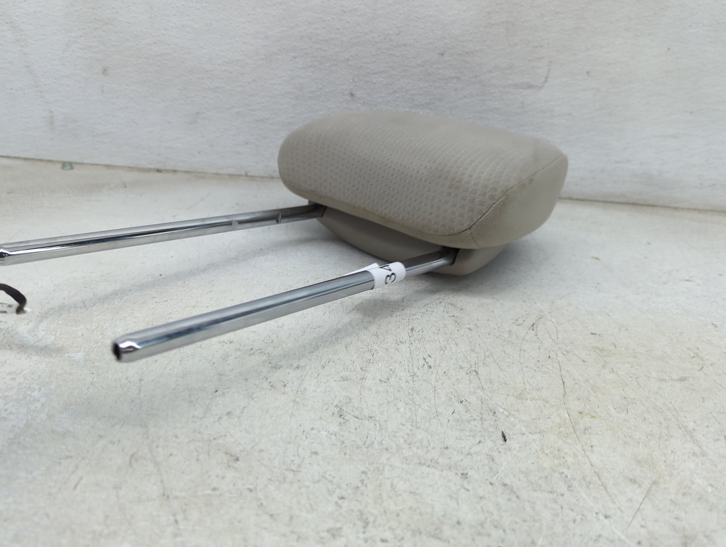 2011 Dodge Caravan Headrest Head Rest Front Driver Seat Tan - Oemusedautoparts1.com