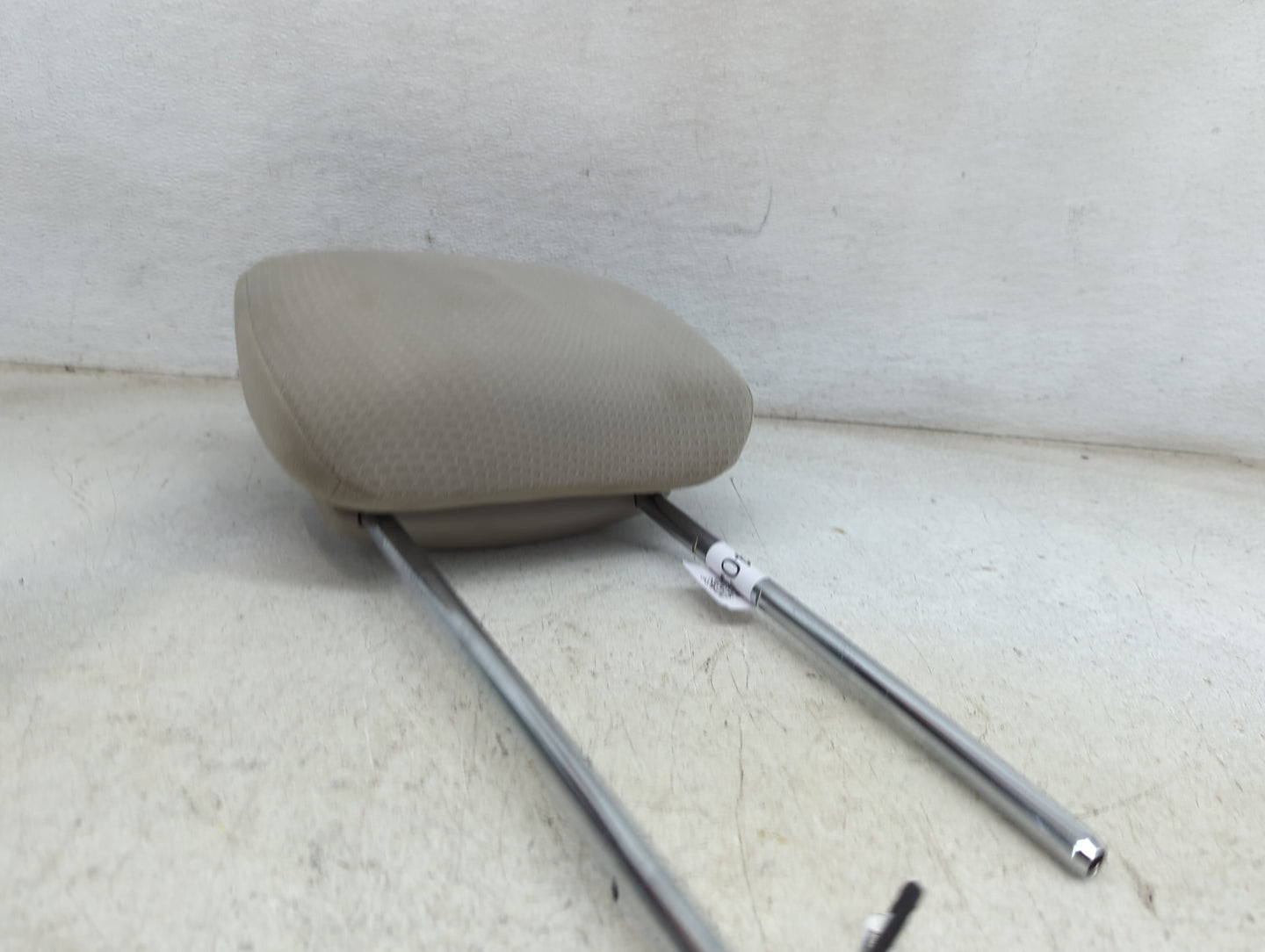2011 Dodge Caravan Headrest Head Rest Front Driver Seat Tan - Oemusedautoparts1.com