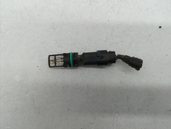compare product 2011 Dodge Caravan Mass Air Flow Meter Maf Sensor 310500