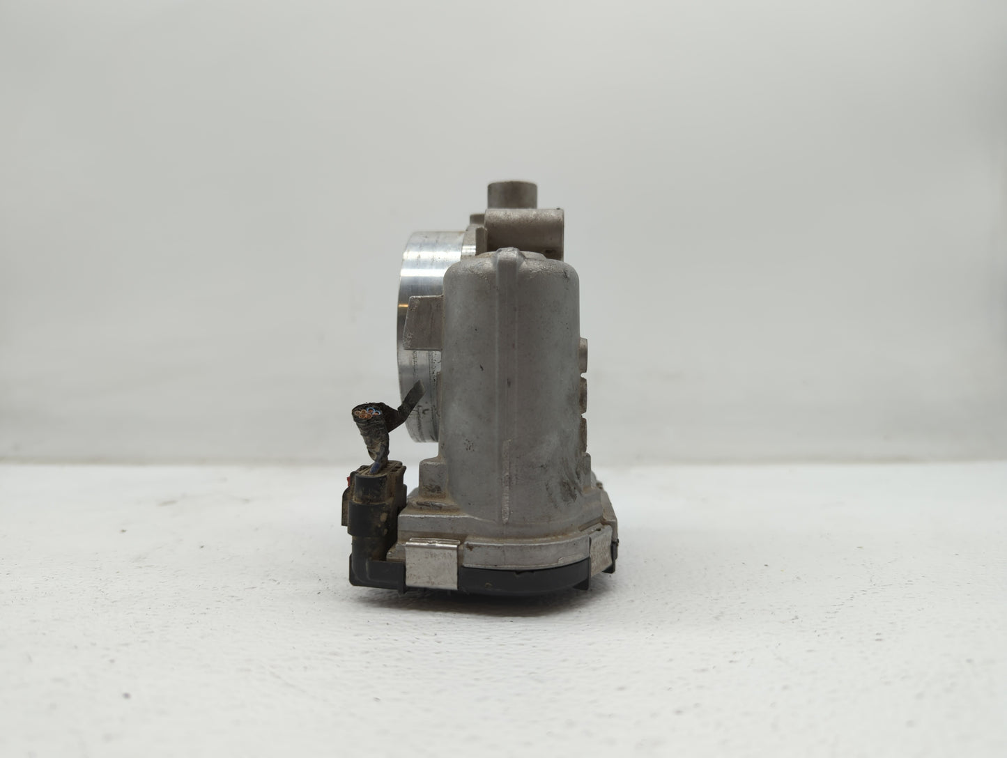 2011 Dodge Caravan Throttle Body P/N:05184349AC 05184349AE, 05184349AF Fits Fits 2012 2013 2014 2015 2016 2017 2018 2019 OEM