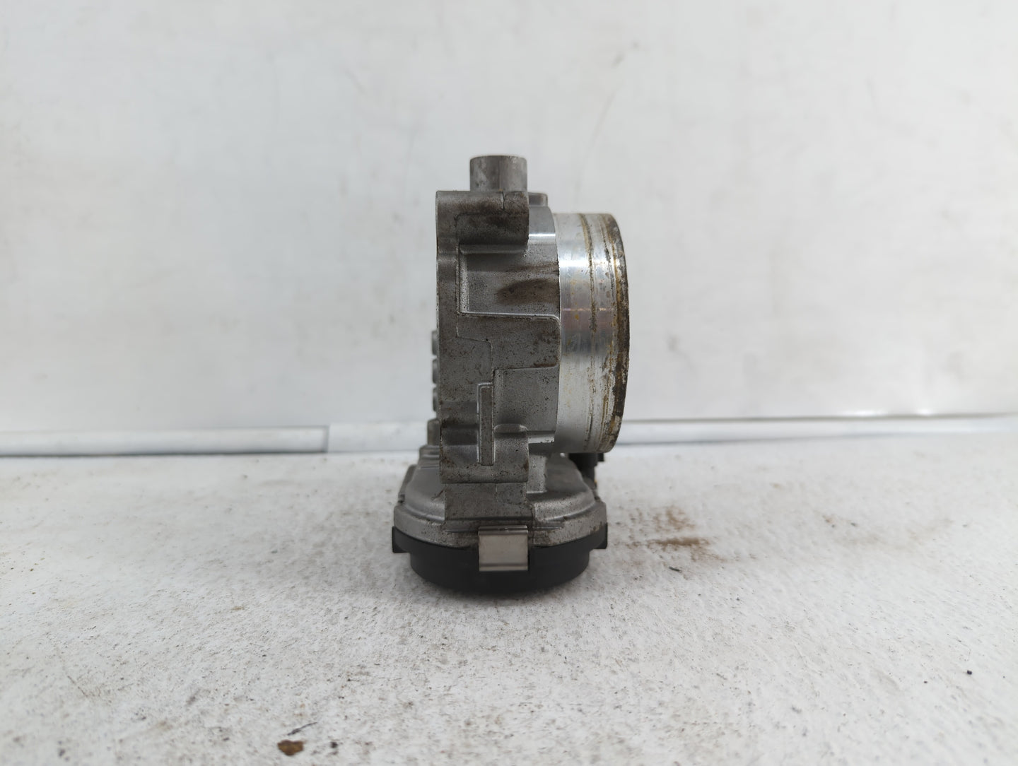 2011 Dodge Caravan Throttle Body P/N:05184349AC 05184349AE, 05184349AF Fits Fits 2012 2013 2014 2015 2016 2017 2018 2019 OEM