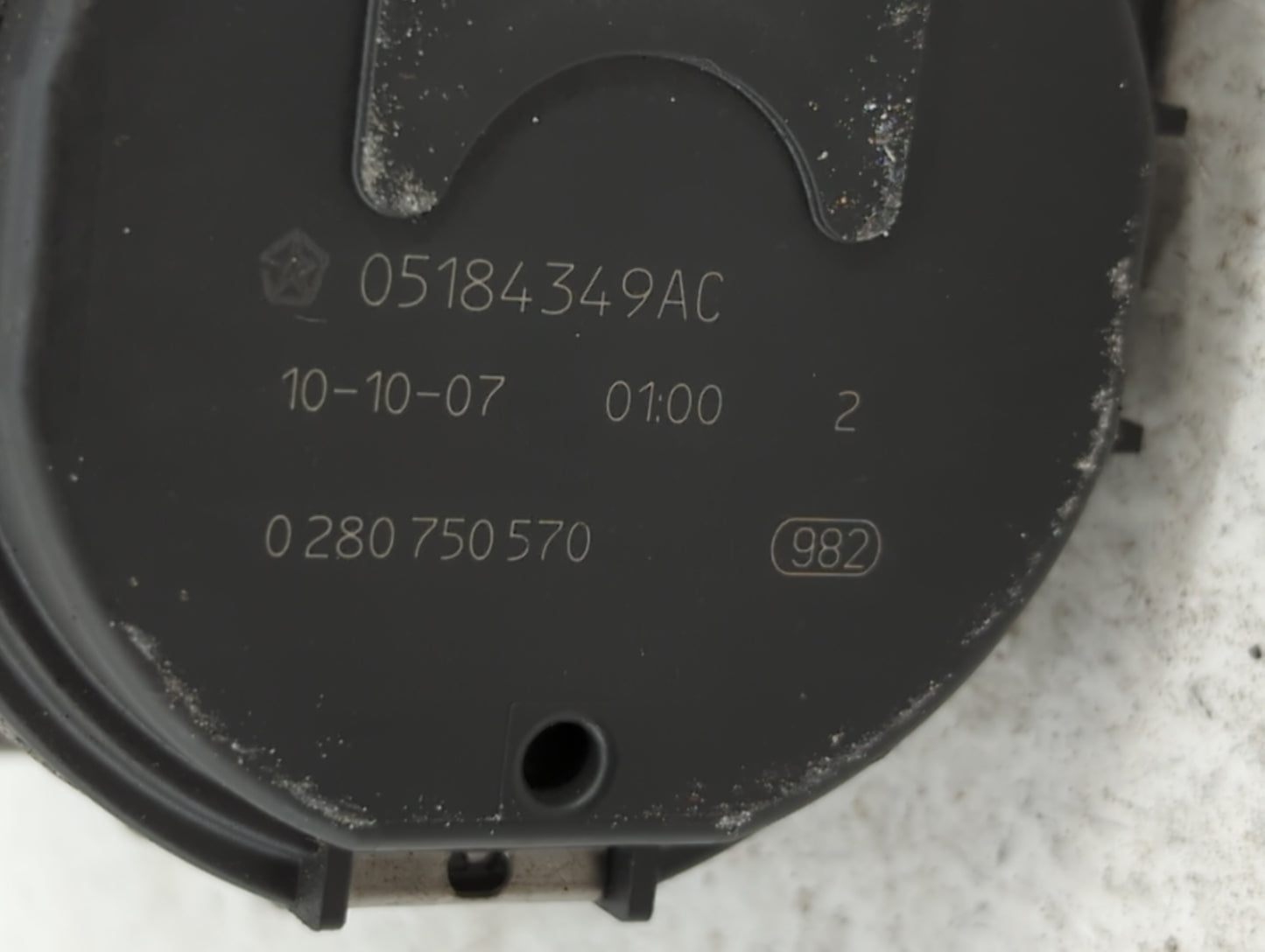 2011 Dodge Caravan Throttle Body P/N:05184349AC 05184349AE, 05184349AF Fits Fits 2012 2013 2014 2015 2016 2017 2018 2019 OEM