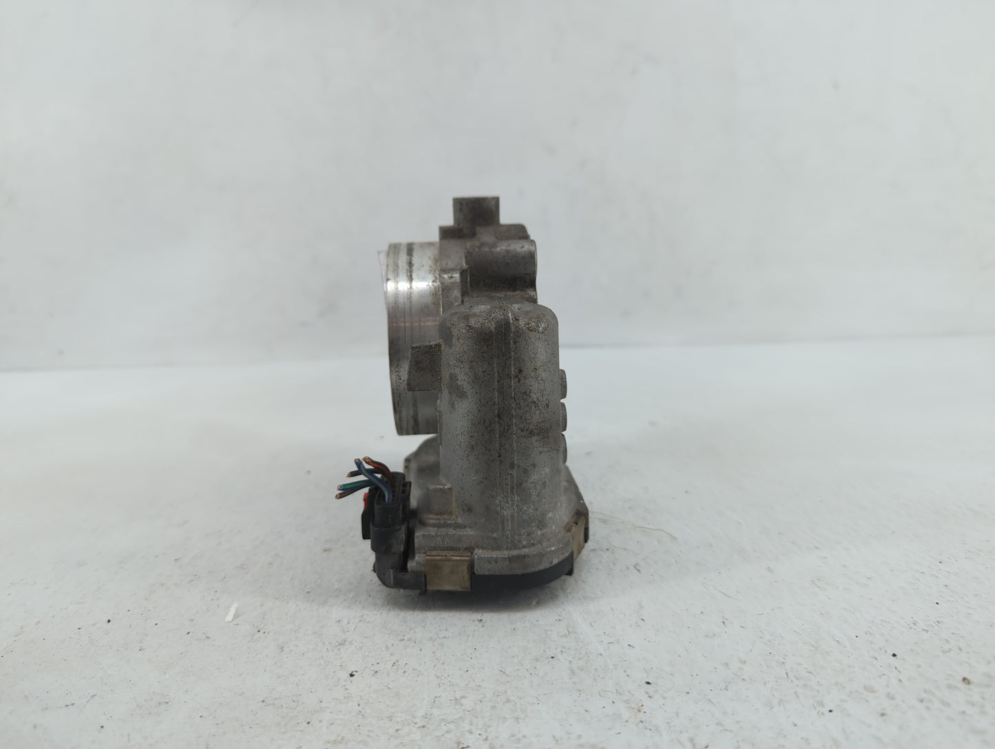 2011 Dodge Caravan Throttle Body P/N:05184349AE 05184349AD, 05184349AC Fits Fits 2012 2013 2014 2015 2016 2017 2018 2019 OEM