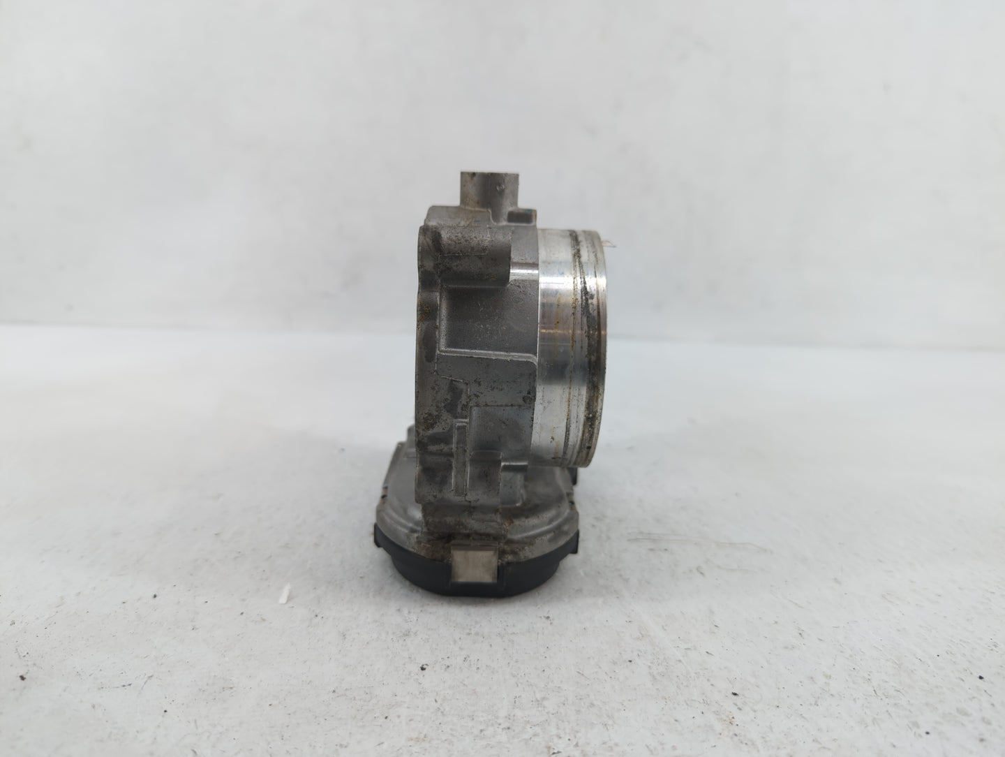 2011 Dodge Caravan Throttle Body P/N:05184349AE 05184349AD, 05184349AC Fits Fits 2012 2013 2014 2015 2016 2017 2018 2019 OEM