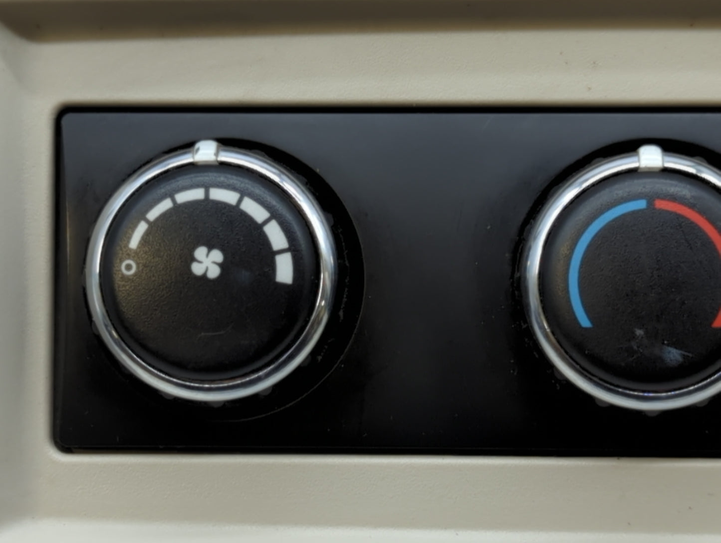 2011 Dodge Caravan Climate Control Module Temperature AC/Heater Replacement P/N:P55111967AA P55111240AI Fits OEM Used Auto P