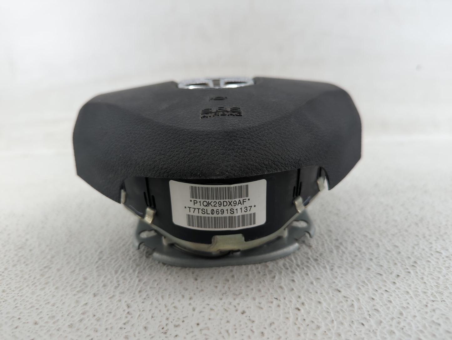 2011 Dodge Caravan Air Bag Driver Left Steering Wheel Mounted P/N:4JE 196 3F P1QK29DX9AF, BAMPT1-1031 Fits Fits 2012 OEM Use