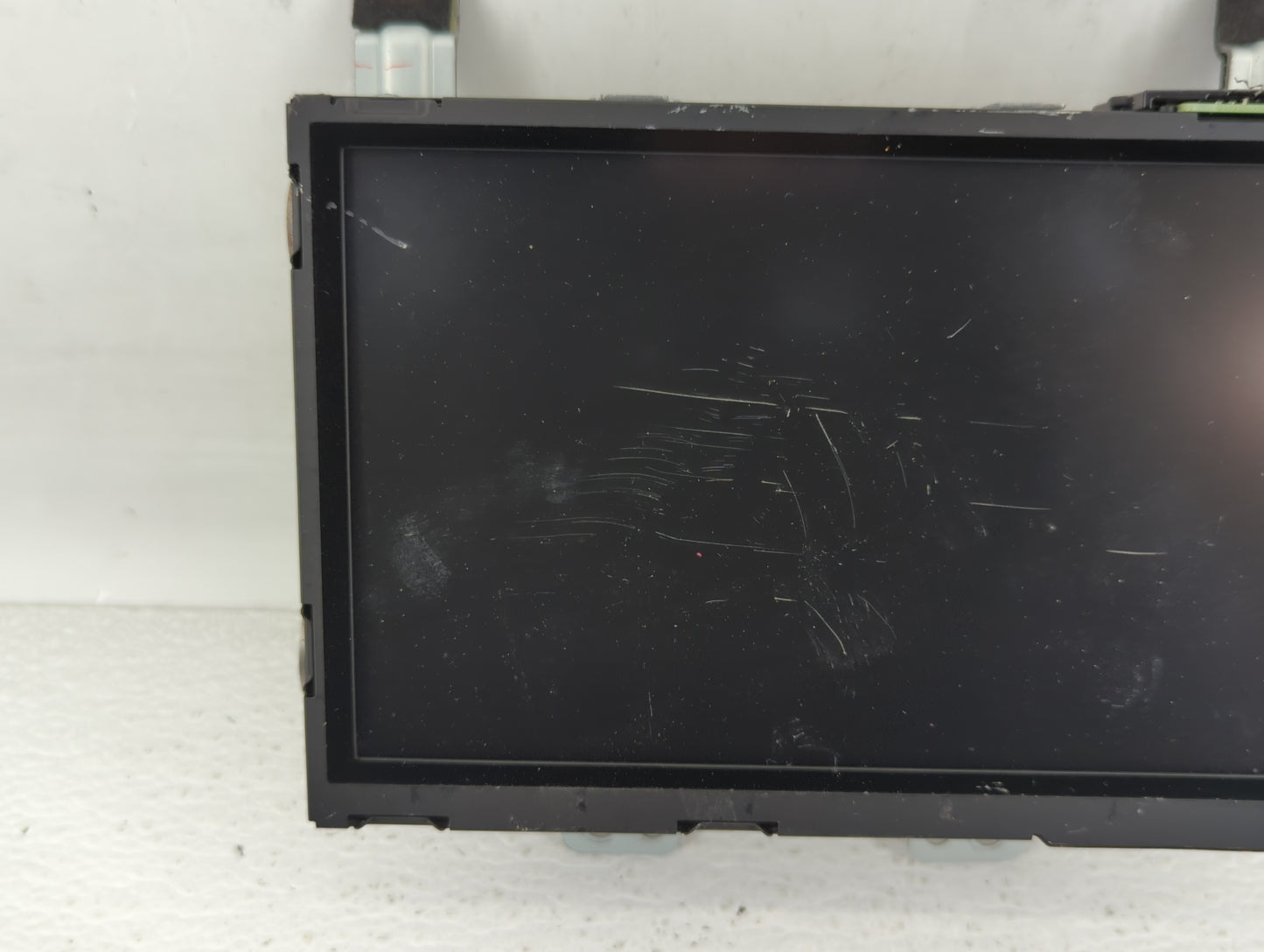 Dodge Caravan Am Fm Cd Player Radio Receiver - Oemusedautoparts1.com