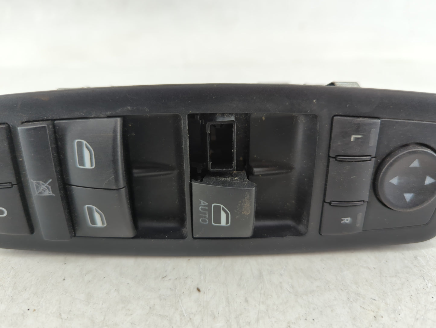 2011 Dodge Caravan Master Power Window Switch Replacement Driver Side Left P/N:10 0031 44 04602 535AI Fits Fits 2008 2009 20