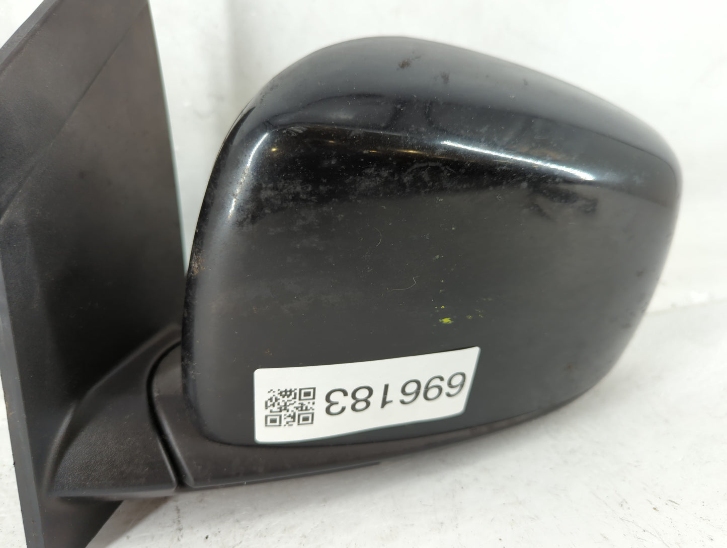 2011 Dodge Caravan Driver Side View Mirror - Left Door Mirror OEM Used - Oemusedautoparts1.com