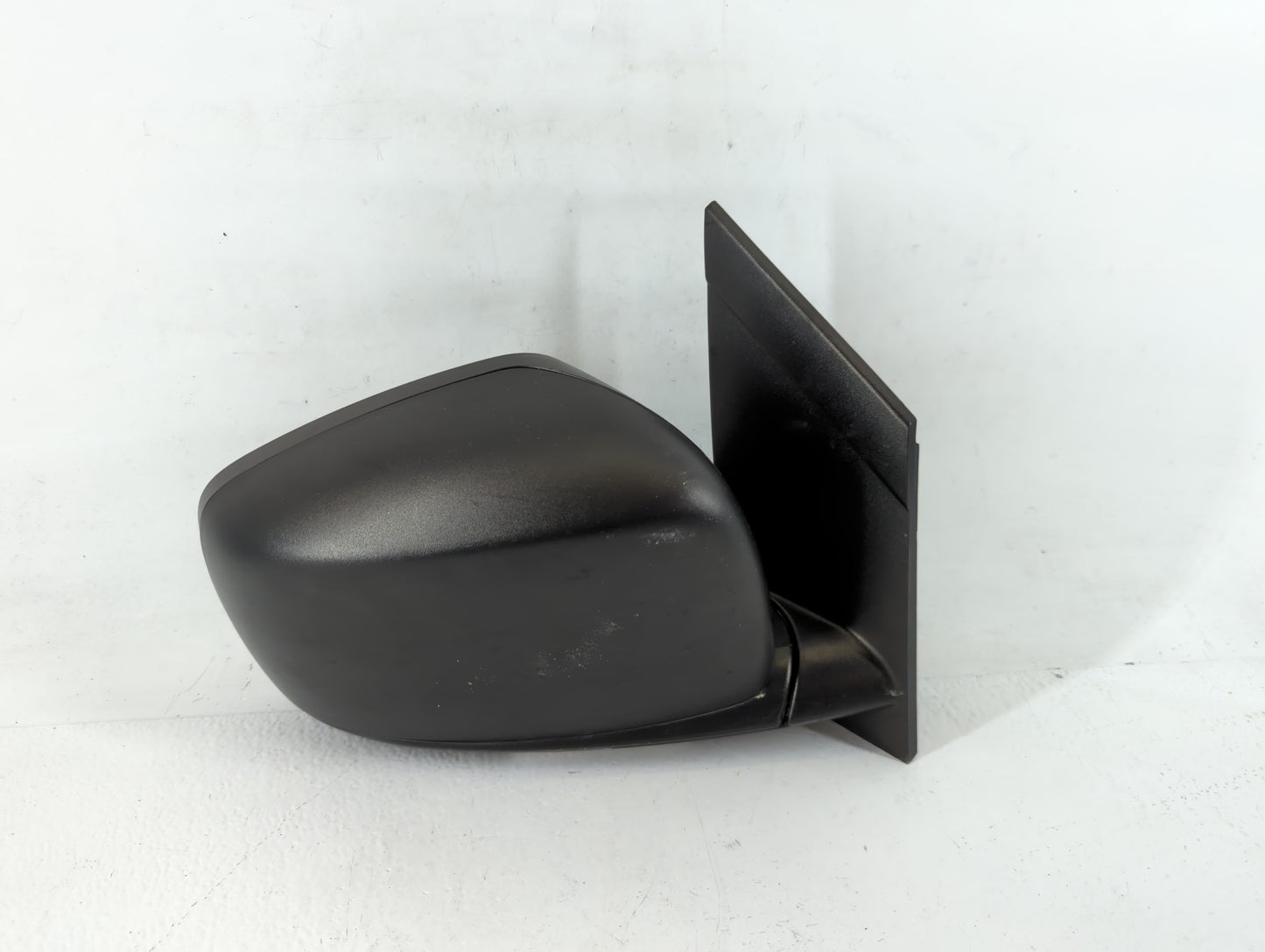 2011 Dodge Caravan Passenger Side View Mirror - Right Door Mirror OEM Used - Oemusedautoparts1.com