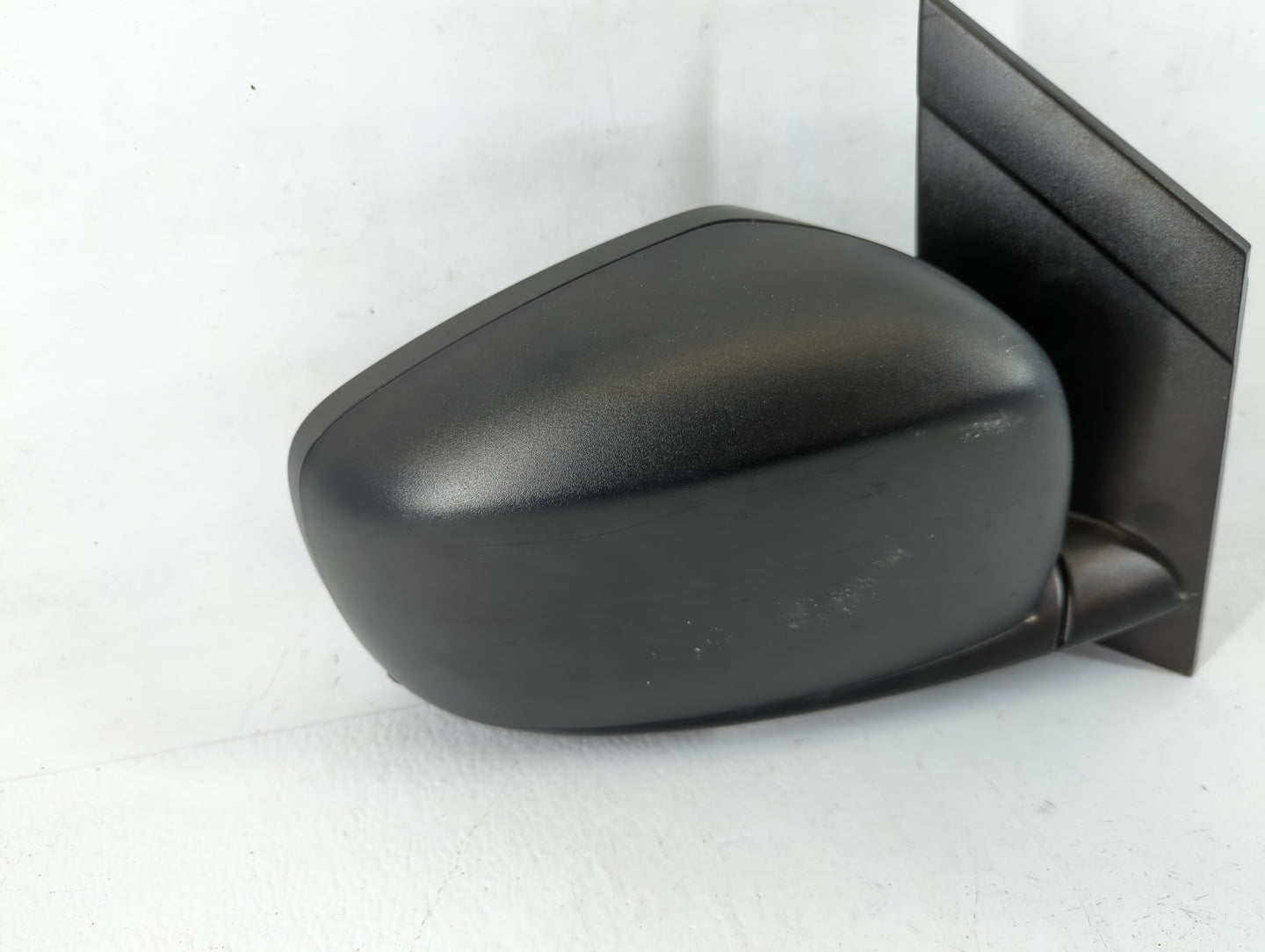 2011 Dodge Caravan Passenger Side View Mirror - Right Door Mirror OEM Used - Oemusedautoparts1.com