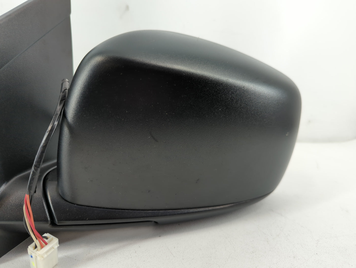 2011 Dodge Caravan Driver Side View Mirror - Left Door Mirror OEM Used - Oemusedautoparts1.com