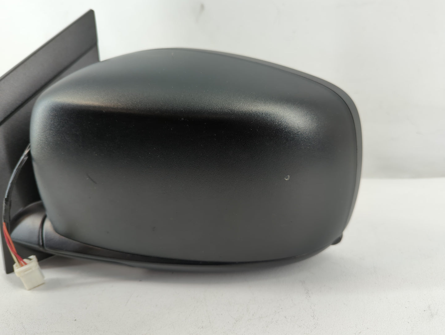 2011 Dodge Caravan Driver Side View Mirror - Left Door Mirror OEM Used - Oemusedautoparts1.com