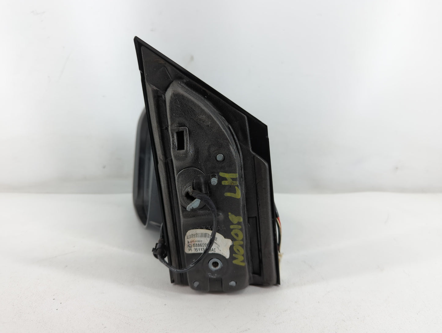 2011 Dodge Caravan Driver Side View Mirror - Left Door Mirror OEM Used - Oemusedautoparts1.com