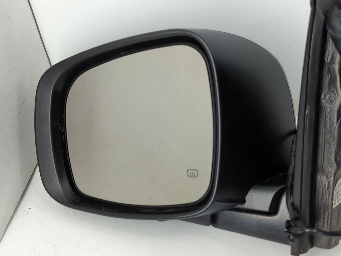 2011 Dodge Caravan Driver Side View Mirror - Left Door Mirror OEM Used - Oemusedautoparts1.com
