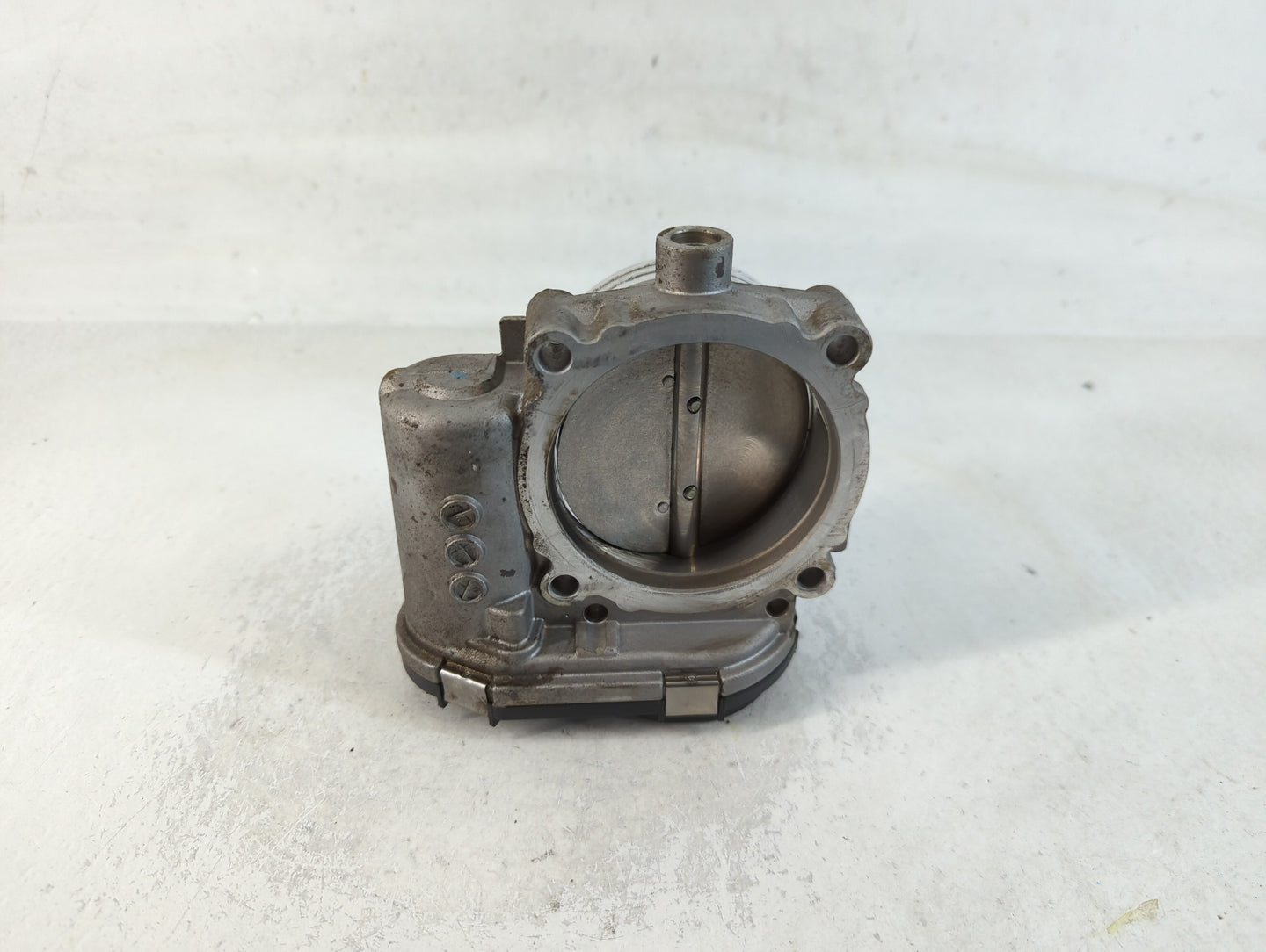 2011 Dodge Caravan Throttle Body P/N:05184349AC Fits Fits 2012 2013 2014 2015 2016 2017 2018 2019 2020 2021 2022 OEM Used Au