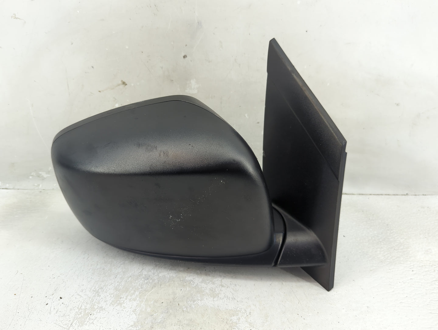 2011 Dodge Caravan Passenger Side View Mirror - Right Door Mirror OEM Used - Oemusedautoparts1.com
