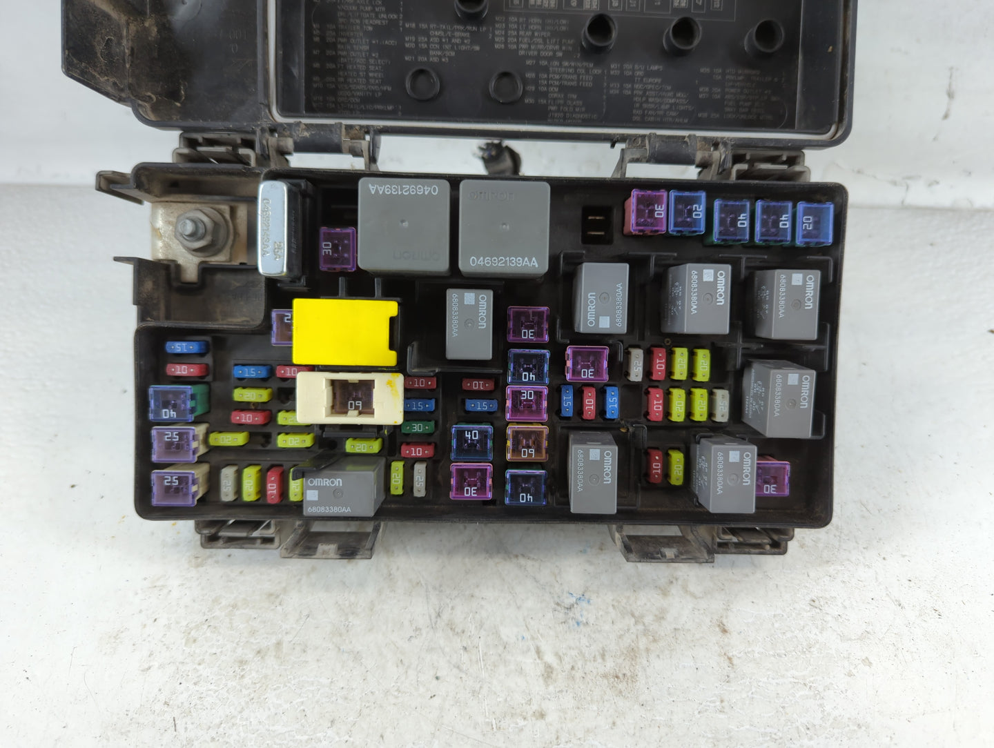 Dodge Caravan Fusebox Fuse Box Relay Module Tipm 04692335ah - Oemusedautoparts1.com