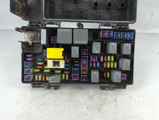 Dodge Caravan Fusebox Fuse Box Relay Module Tipm 04692335ah
