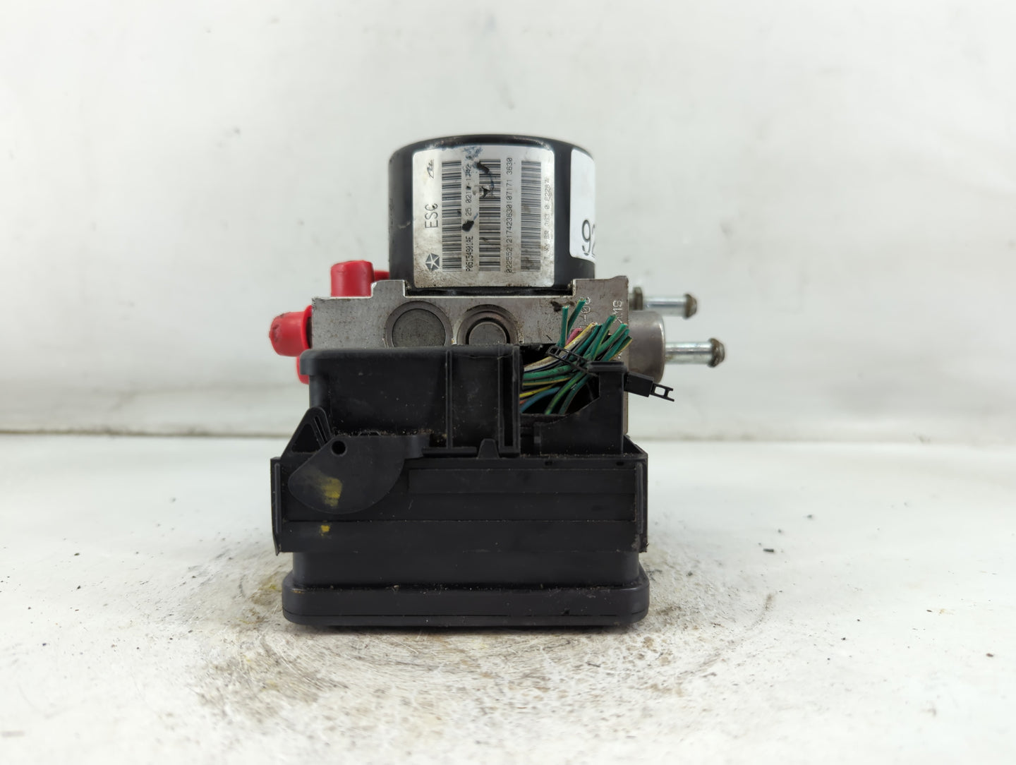 2011 Dodge Caravan ABS Pump Control Module Replacement P/N:P05154901AE Fits OEM Used Auto Parts - Oemusedautoparts1.com