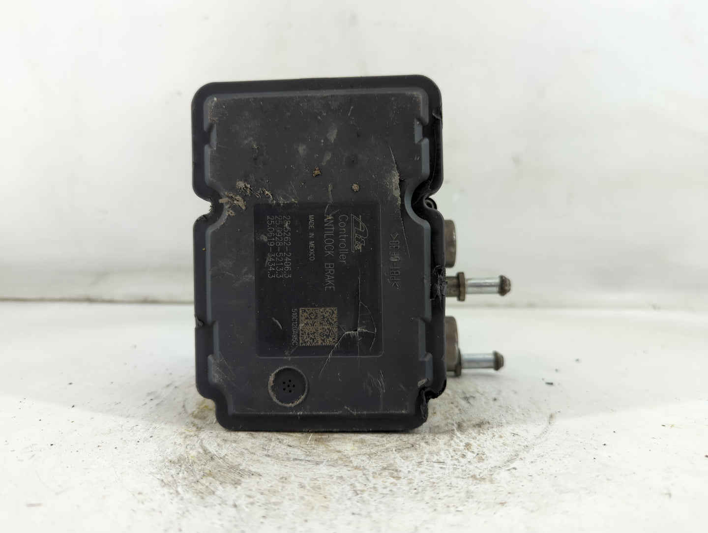 2011 Dodge Caravan ABS Pump Control Module Replacement P/N:P05154901AE Fits OEM Used Auto Parts - Oemusedautoparts1.com
