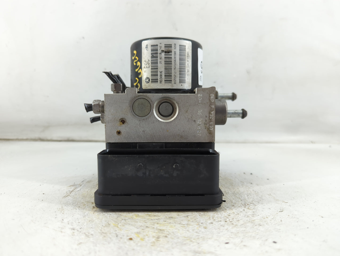 2011 Dodge Caravan ABS Pump Control Module Replacement P/N:P05154901AE Fits OEM Used Auto Parts - Oemusedautoparts1.com