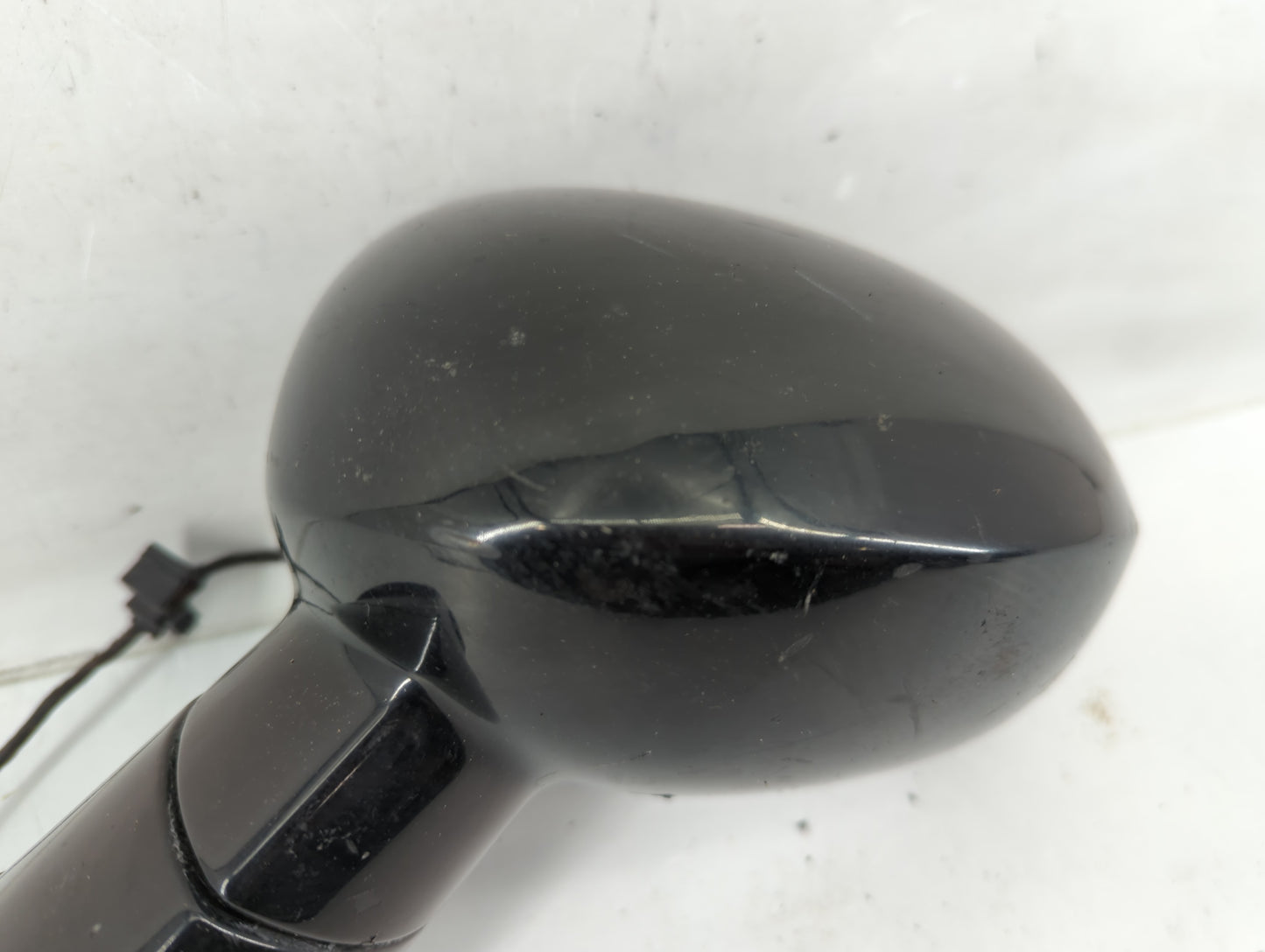 2014 Dodge Challenger Side Mirror Replacement Driver Left View Door Mirror Fits OEM Used Auto Parts - Oemusedautoparts1.com