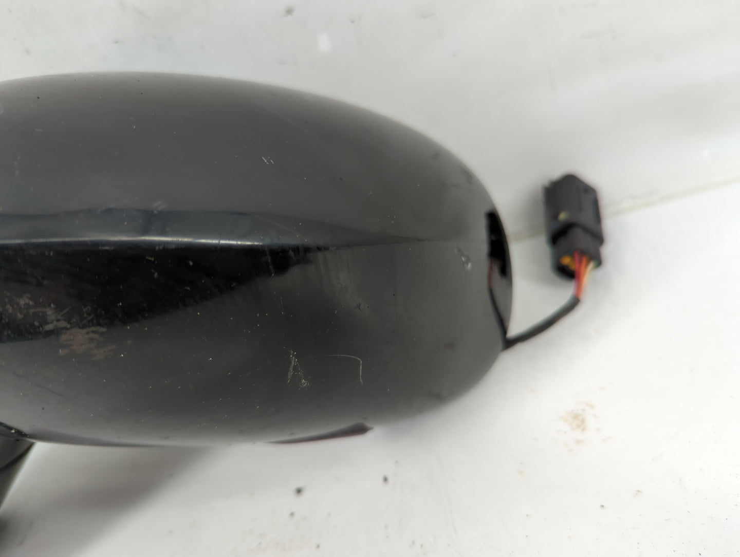 2014 Dodge Challenger Side Mirror Replacement Driver Left View Door Mirror Fits OEM Used Auto Parts - Oemusedautoparts1.com